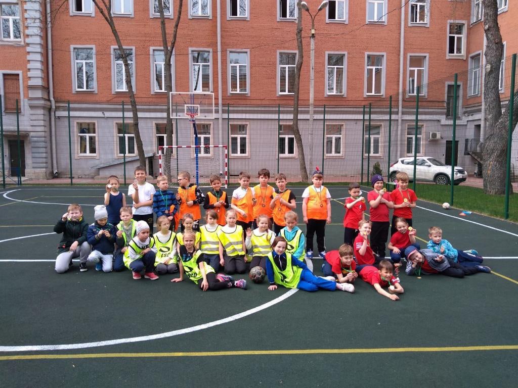 12 мая 2022 года первоклассники #школашаффе приняли участие в районном товарищеском турнире по футболу!Поздравляем наших спортсменов со 2 местом! Молодцы!